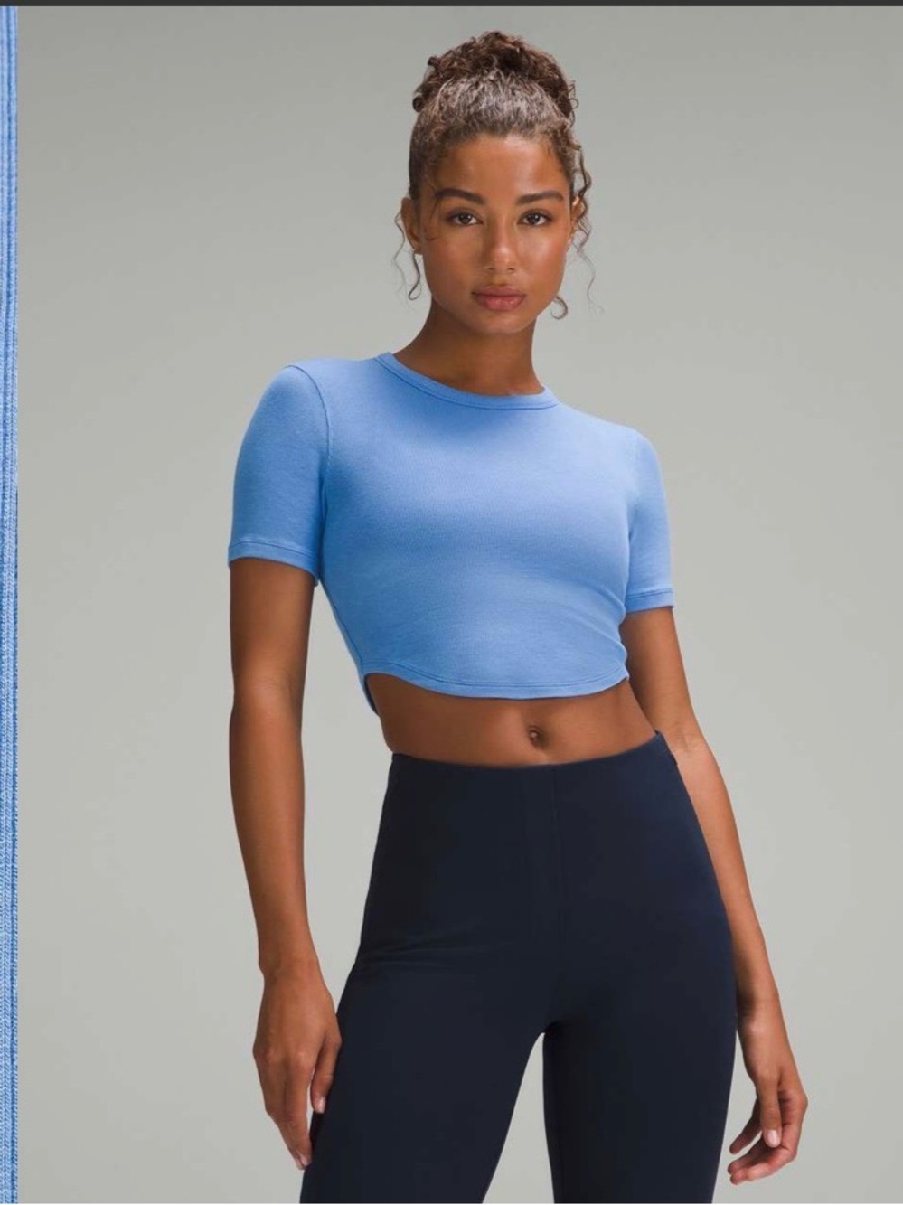 Lululemon Hold Tight cropped t-shirt.  New With Tags.  Size 8.  Blue Nile